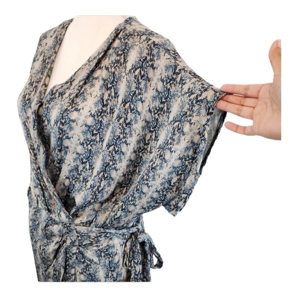 BTFL-Life Blue Snake Print Wrap Dress / Kimono Tie Waist – Size L - Picture 8 of 15